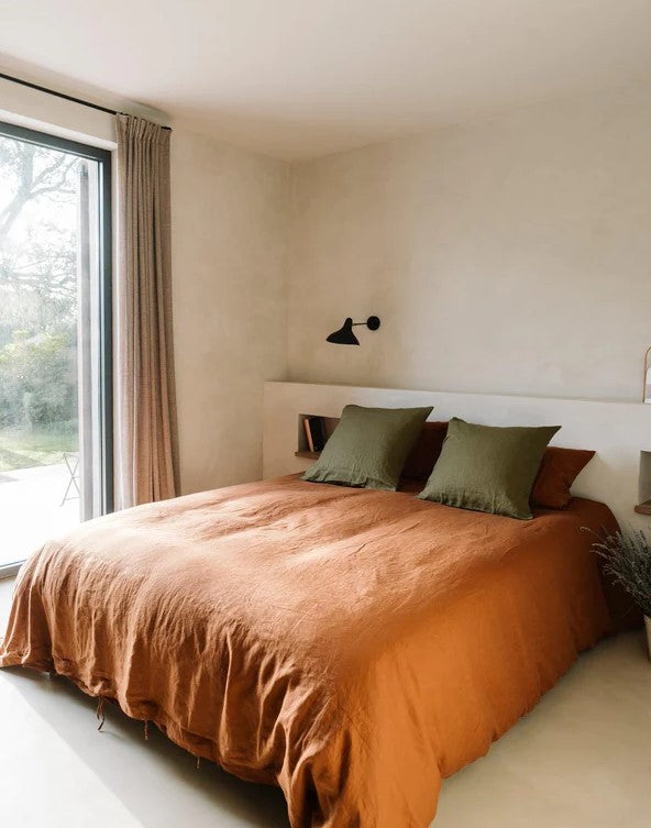 Carlotta & Gee Linen in Tobacco – Southwood